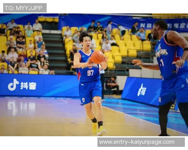 无限我的城在2025至2026赛季NBL常规赛第十轮中精彩表现与战况分析