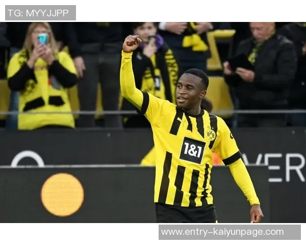 穆科科在丹麦遭遇困境多特名宿呼吁给予更多信任与支持